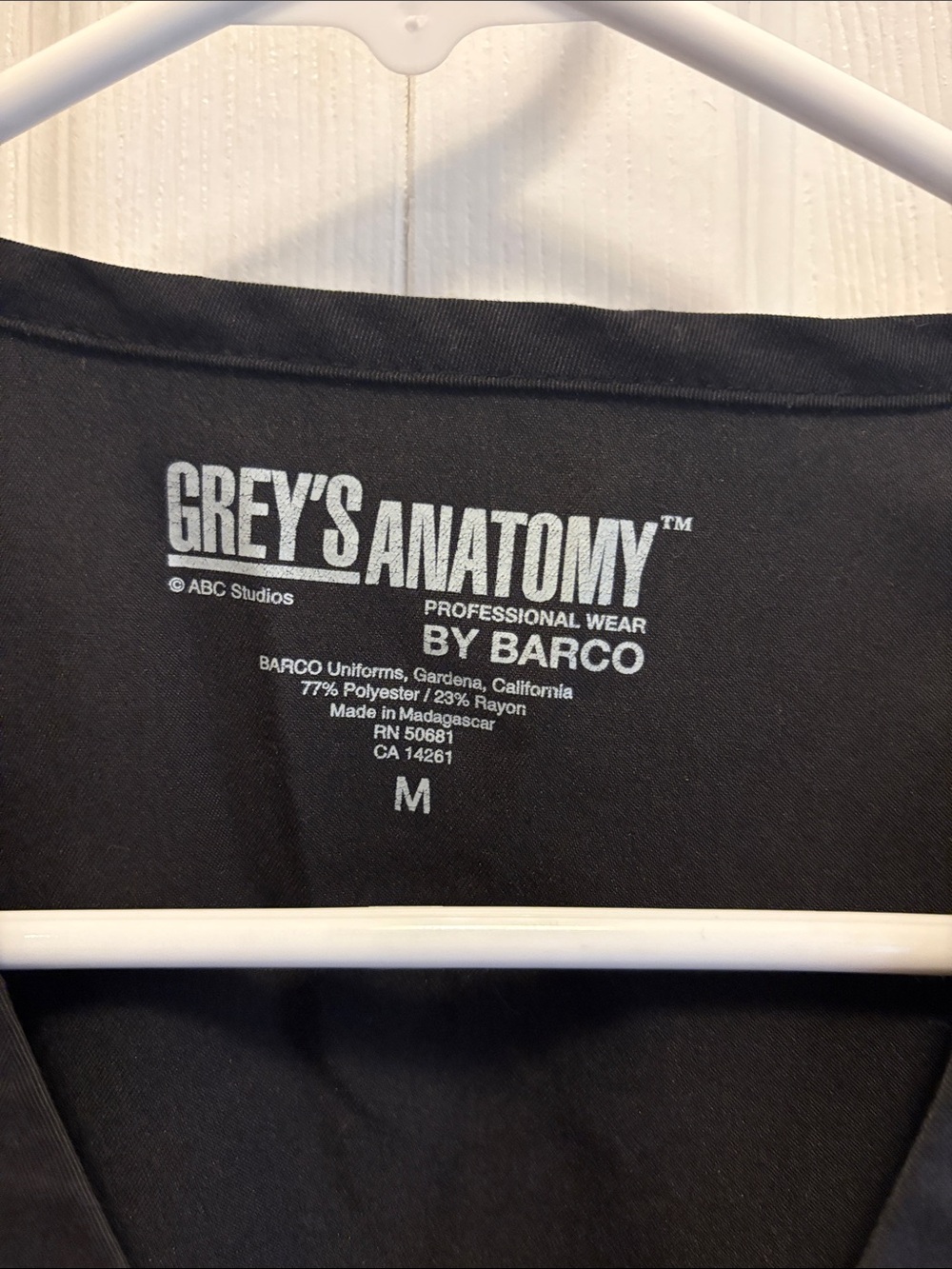 Greys Anatomy by Barco Black Mock Wrap Scrub Top Medical Uniform Medium M - Picture 2 of 8